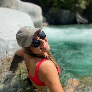 Meet your Posher, Diana